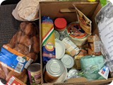 Thanksgiving food box for a family - Nov 2020